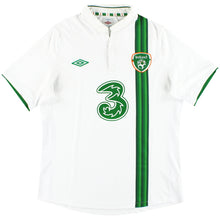 Cargar imagen en el visor de la galería, Camiseta visitante Irlanda Umbro 2012-12
