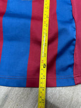 Cargar imagen en el visor de la galería, Camiseta FC Barcelona 2004-05 10 Ronaldinho XS
