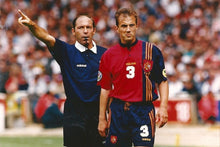 Cargar imagen en el visor de la galería, Camiseta selección española 1996 3 Belsué XL
