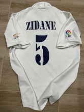 Cargar imagen en el visor de la galería, camiseta Real Madrid 2002 03 #5 Zidane
