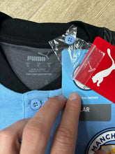 Cargar imagen en el visor de la galería, Polo Puma del Manchester City 2020-21 S
