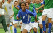 Cargar imagen en el visor de la galería, camiseta visitante selección brasil 2002 M
