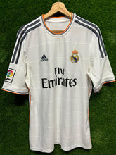 Cargar imagen en el visor de la galería, Camiseta Real Madrid 2013-14 11 Bale L
