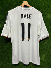 Cargar imagen en el visor de la galería, Camiseta Real Madrid 2013-14 11 Bale L
