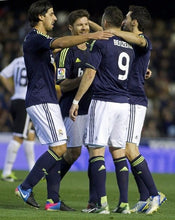 Cargar imagen en el visor de la galería, Camiseta Real Madrid 2012/13 Third | Mesut Özil #23  Talla M  | Muy buen estado
