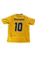 Cargar imagen en el visor de la galería, Camiseta Selección Suecia 2010. 10 Ibrahimovic Talla XL
