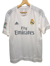 Cargar imagen en el visor de la galería, Camiseta Real Madrid 2015-16
