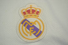Cargar imagen en el visor de la galería, Camiseta Real Madrid 1997-98  M
