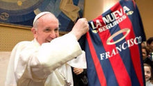 Cargar imagen en el visor de la galería, Camiseta Papa la Gloriosa de San Lorenzo
