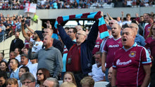 Cargar imagen en el visor de la galería, Camiseta Hammers Blowing Bubbles
