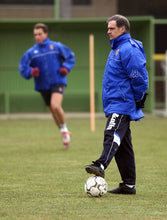Cargar imagen en el visor de la galería, Chubasquero Real Zaragoza  2001 - 2003
