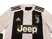 Cargar imagen en el visor de la galería, Camiseta Juventus 2018 19 S
