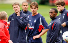 Cargar imagen en el visor de la galería, Chaqueta de entrenamiento de la selección de Inglaterra 2008
