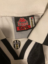 Cargar imagen en el visor de la galería, Camiseta Juventus 1994-95 M
