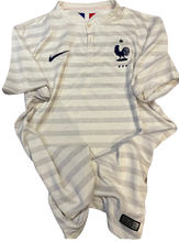 Cargar imagen en el visor de la galería, Camiseta visitante Francia  2014 L
