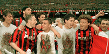 Cargar imagen en el visor de la galería, Camiseta Jappy Oso Rossoneri 90
