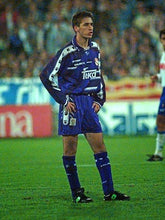 Cargar imagen en el visor de la galería, Camiseta visitante Real Madrid 1994-96 L
