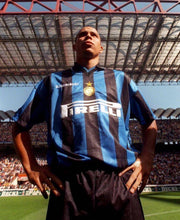 Cargar imagen en el visor de la galería, Sudadera Jappy Inter Rework Ronaldo
